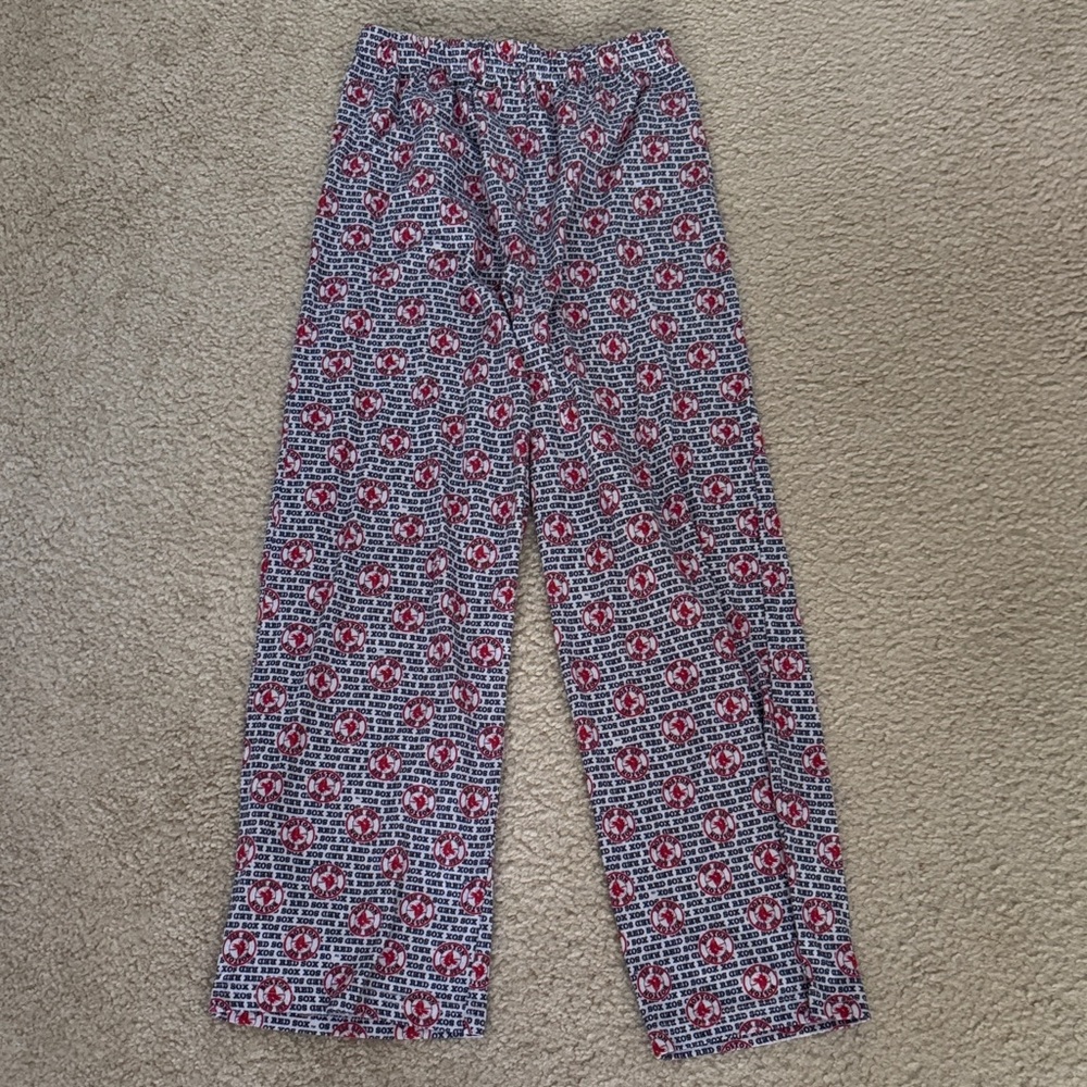 Boston Red Sox Casual Pants in Play Condition Youth Size (12/14)